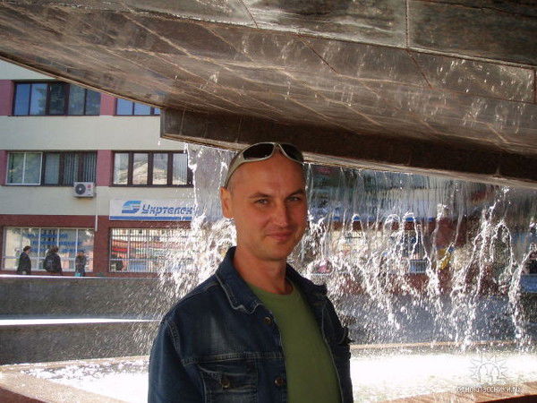 Сергей Левченко