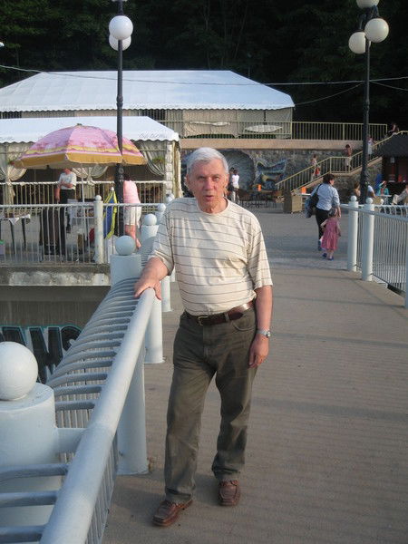 Геннадий Пухтеев