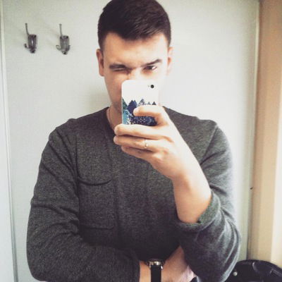 Александр Хомутов