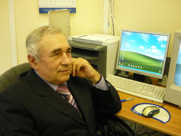 Павел Шустов