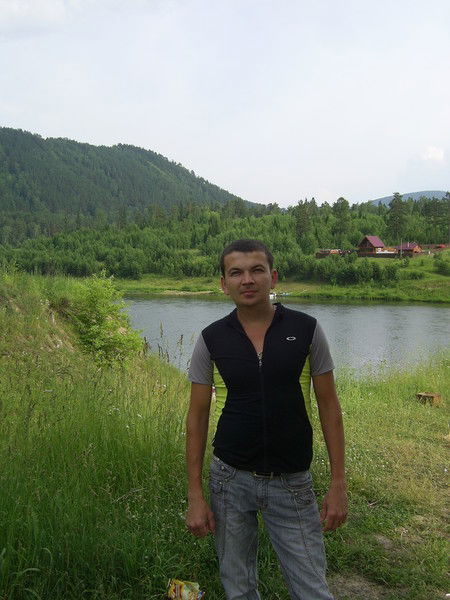 Александр Сафронов