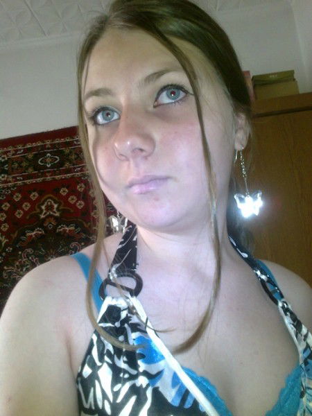 Влюблённая В Луну