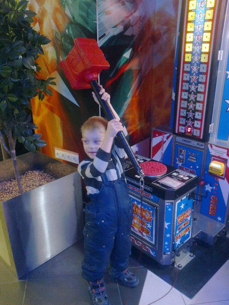 Владимир Малов