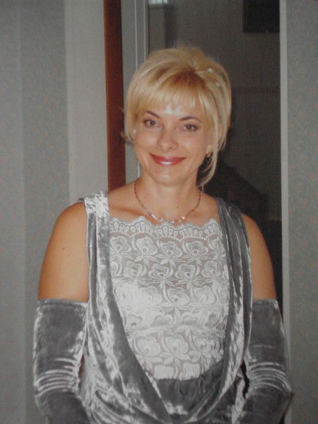 Оля Елистратова