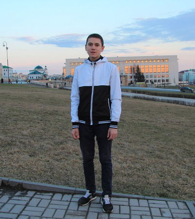 Саша Смирнов