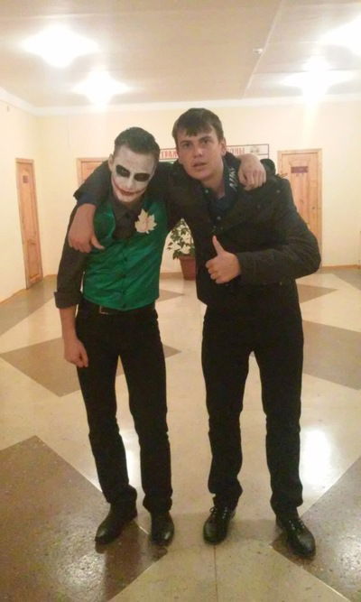 Слава Бухтияров