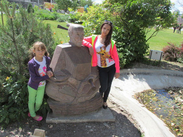 Юля Золоторева