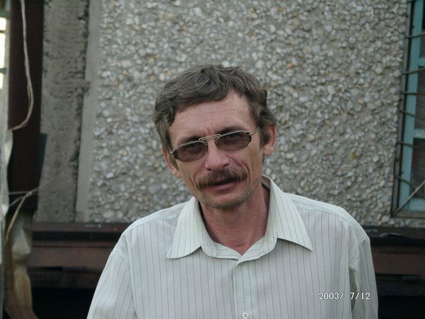 Александр Звездин