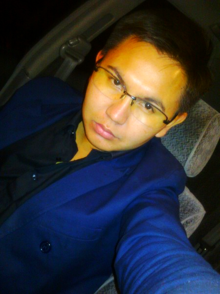 Есiл Ешенгазин