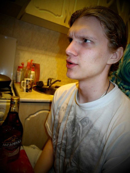 Антон Якушев