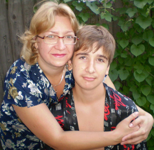 Анна Хаустова