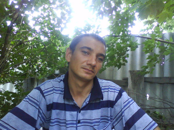 Виталий Санжаров