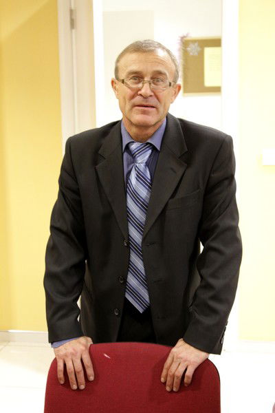 Женя Антипов