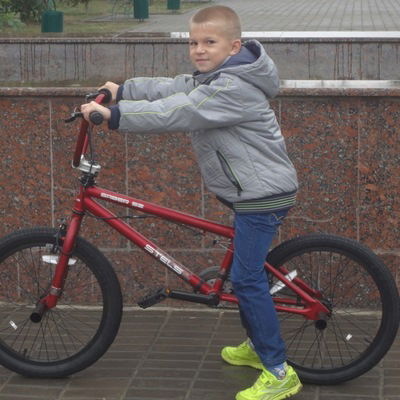 Ефремов Денис