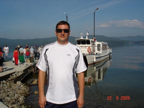 Эдуард Ломовцев