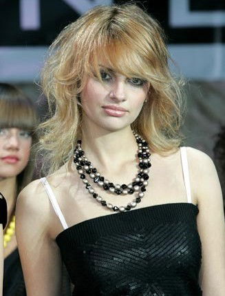 Лола Авалиани