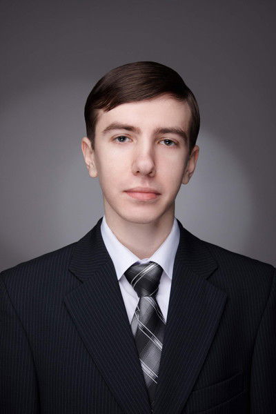 Сергей Толстолуцкий