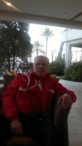 Петр Артёменков