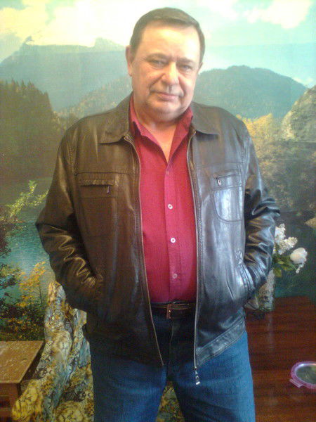 Олег Ефимов