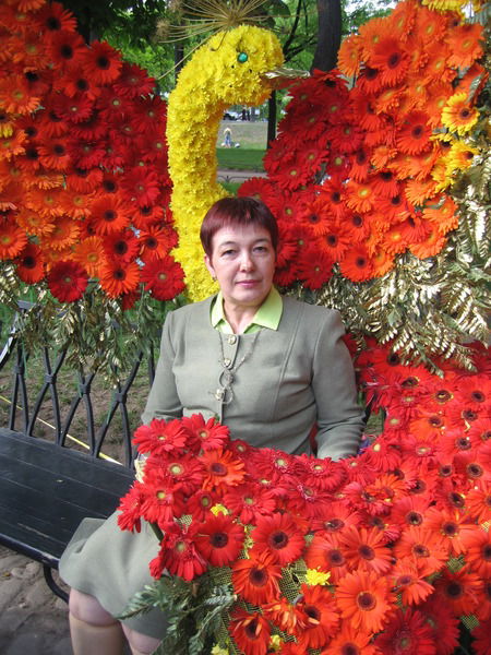 Надя Молчанова