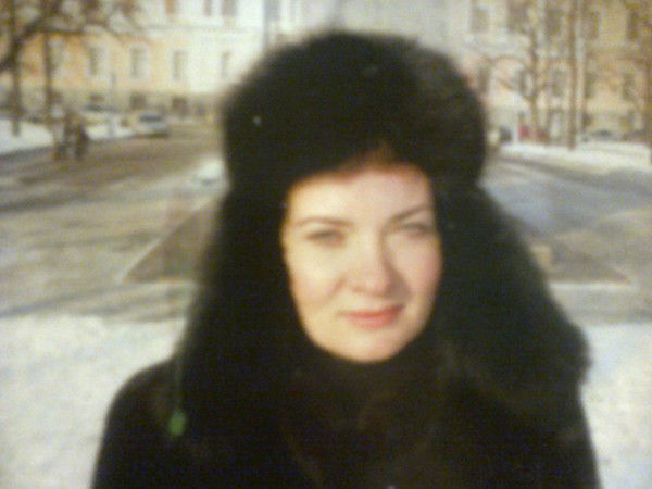 Лариса Меньшикова