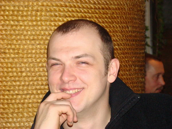 Игорь Власенко