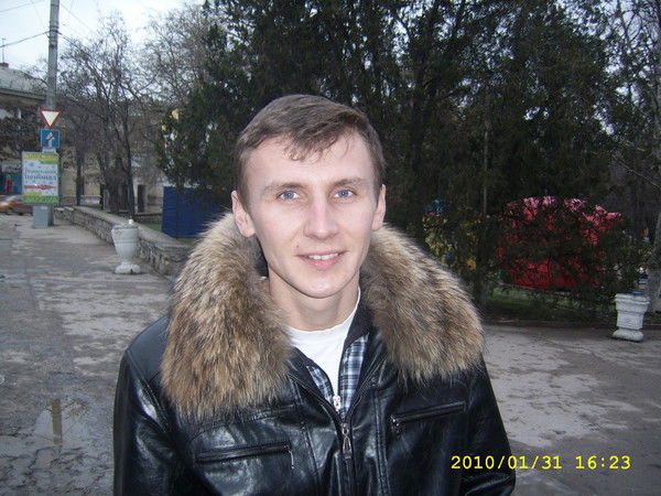 Виталий Титов