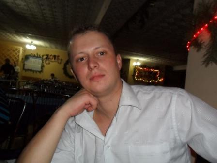 Павел Власенко