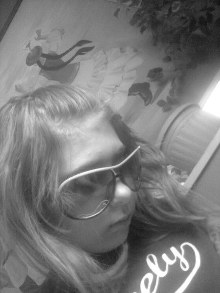 Катюня))) ********а