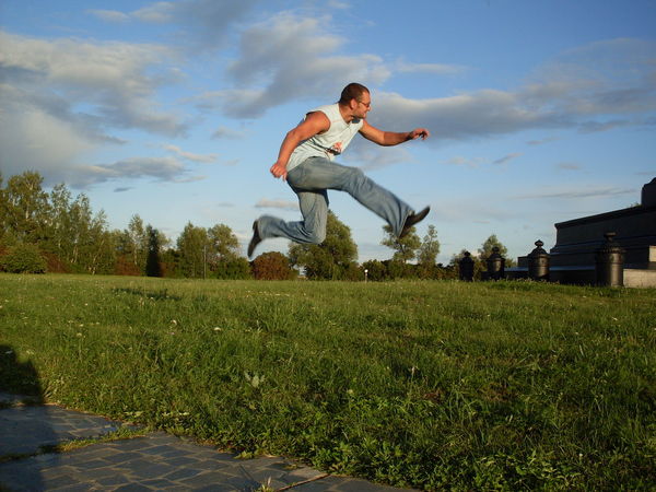 Андрей Фролов