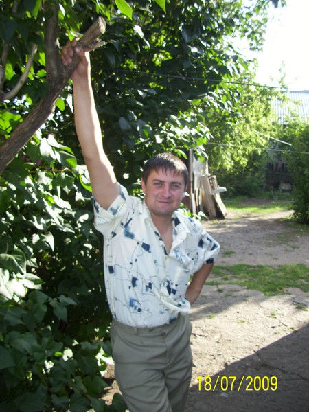 Виктор Макаров