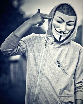 Саша Кайнова