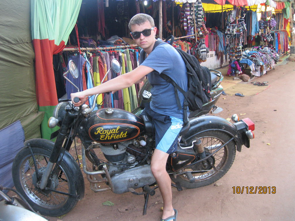 Роман Суворов