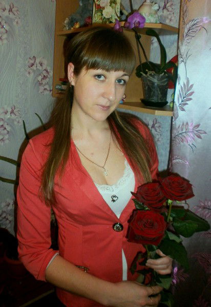 Анна Повстяная