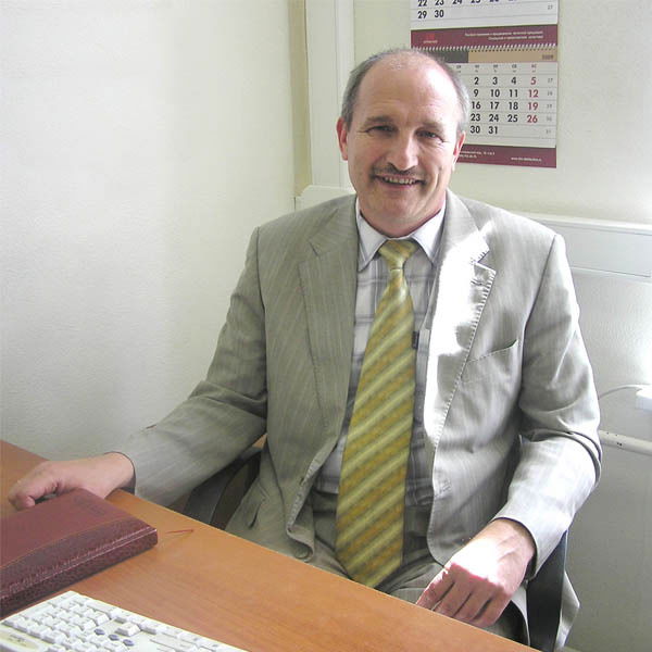 Анатолий Ляшенко