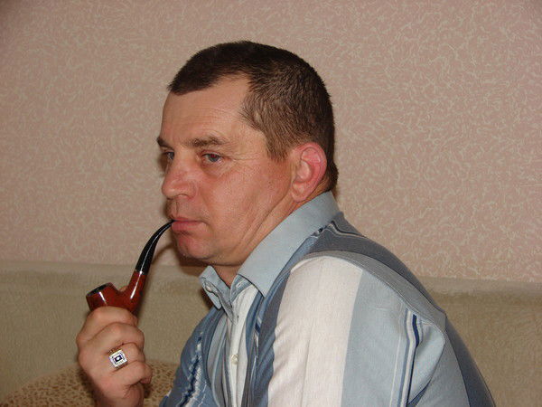 Александр Савельев