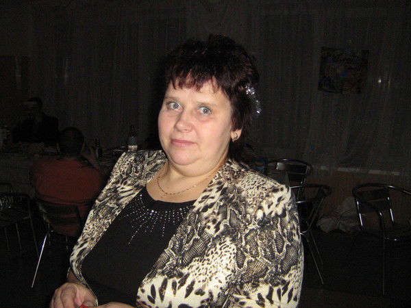 Лариса Ахлюстина (Вишнева)