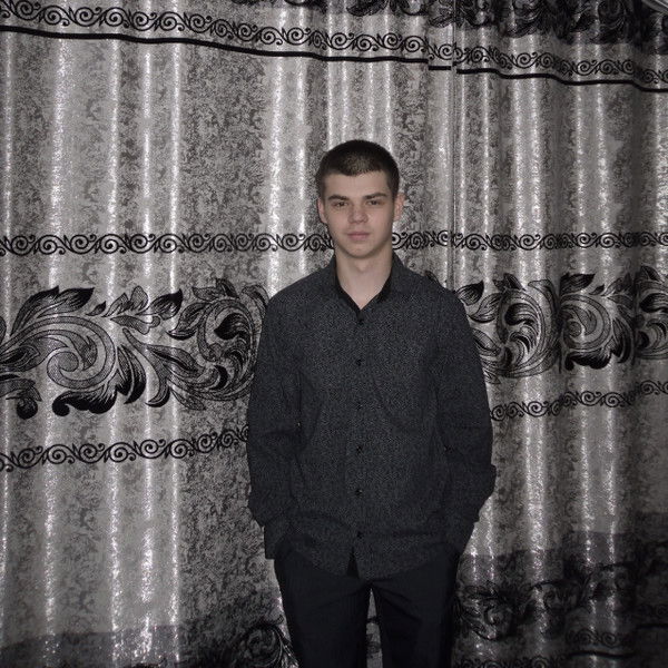 Александр Анфилофьев