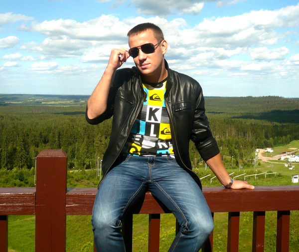 Сергей Попов