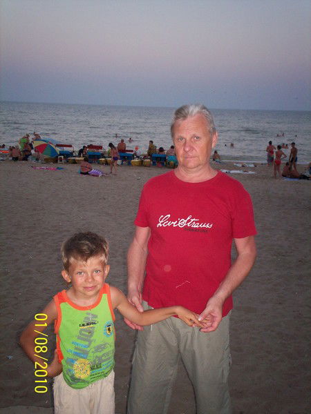 Юрий Власенко