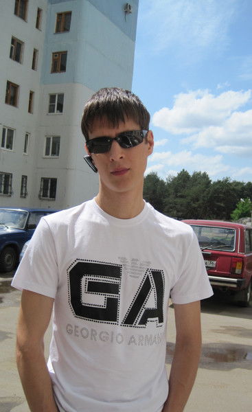 Антон Манюхин