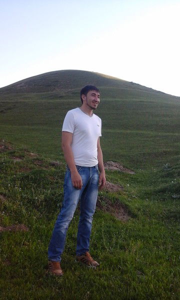 Анатолий Ахметов