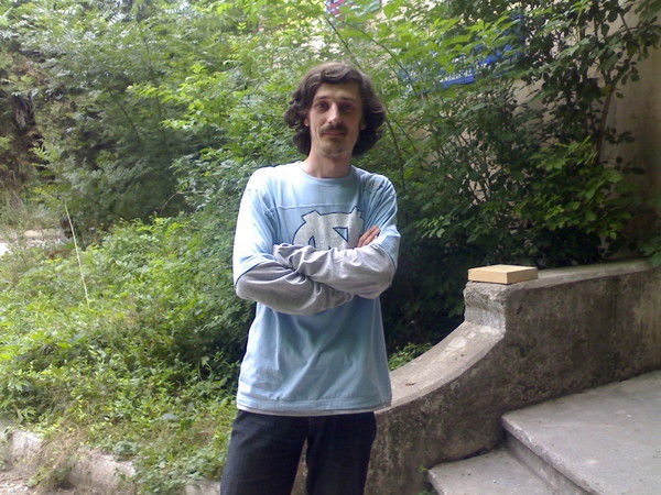 Владимир Варвар