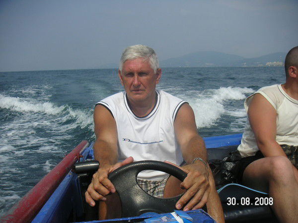 Геннадий Чумаков