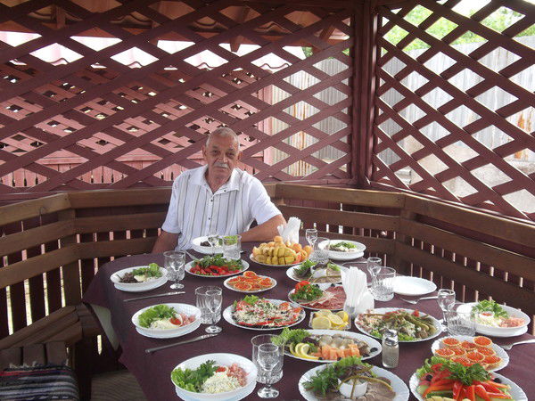 Евгений Нестеров