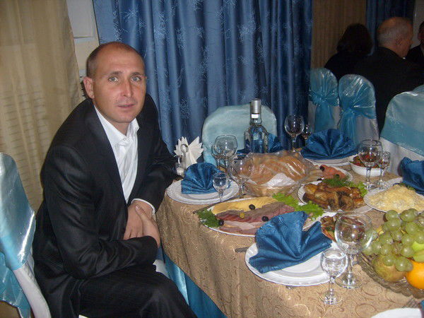 Игорь Золотов