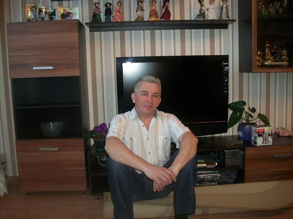 Александр Вольский