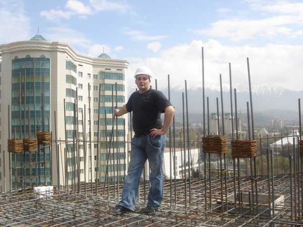 Роман Хациев