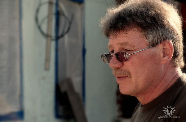 Виктор Дубов