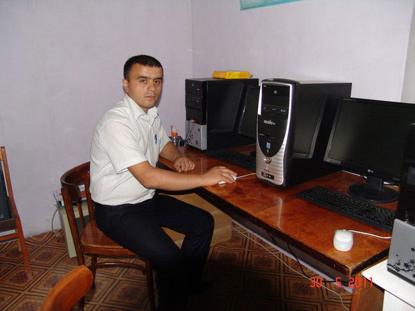 Комил Амонкулов